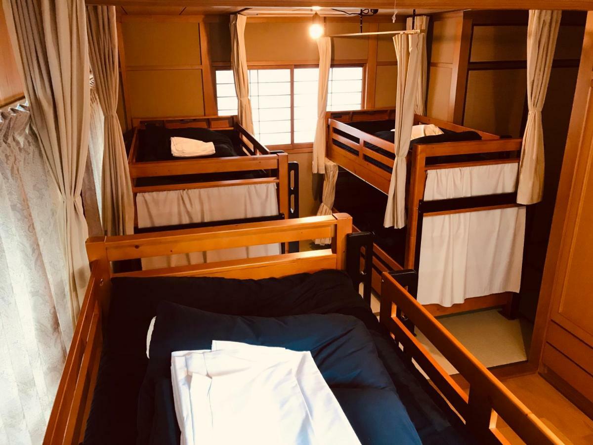 Ropeway St. Guesthouse Matsuyama  Exterior photo