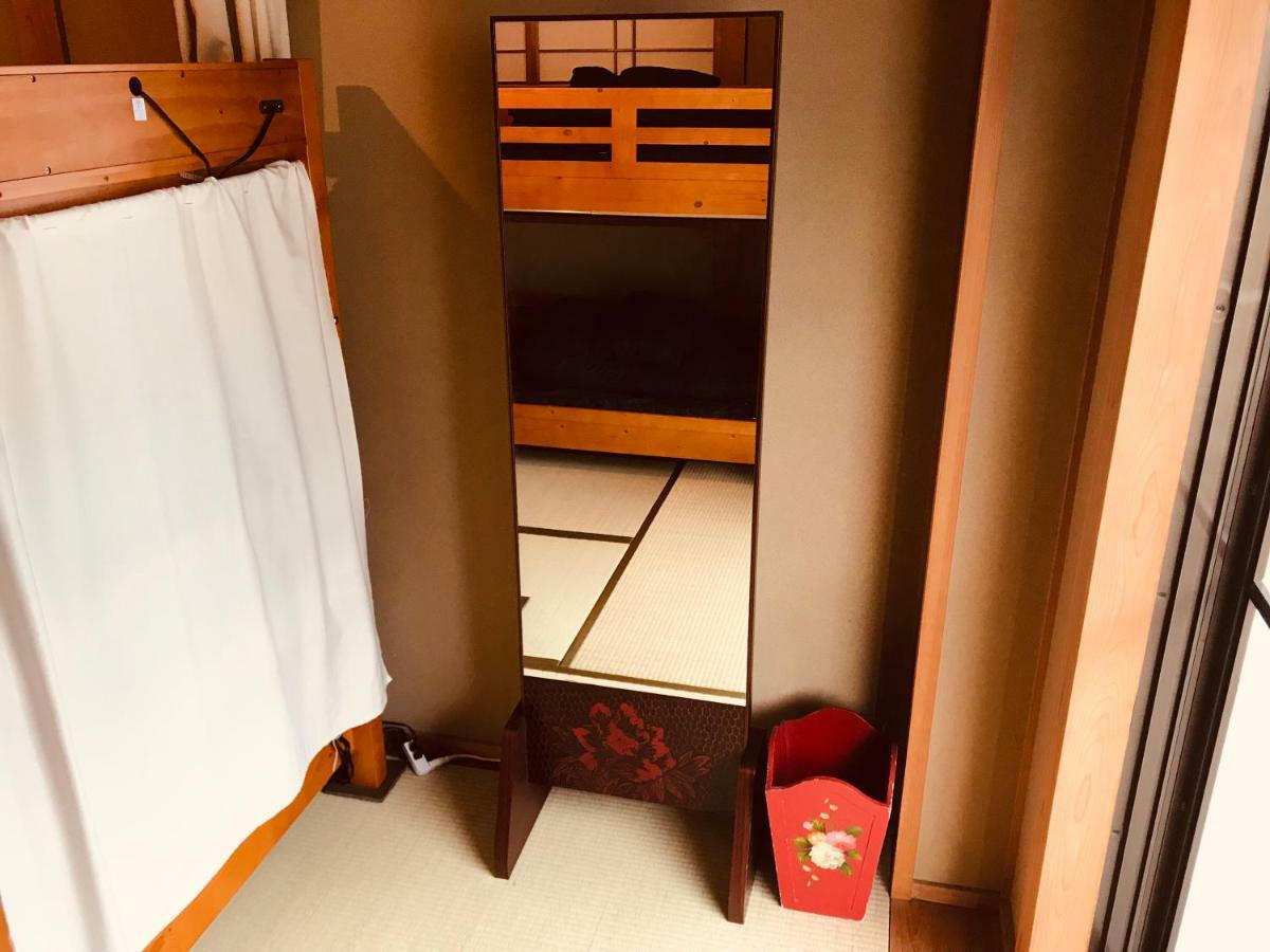 Ropeway St. Guesthouse Matsuyama  Exterior photo